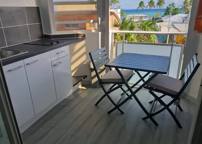 Studio Grand Confort vue Mer plage à 100M